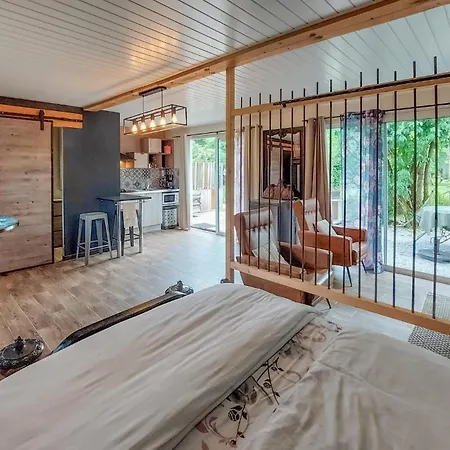 Beautiful In With Kitchen 펜션